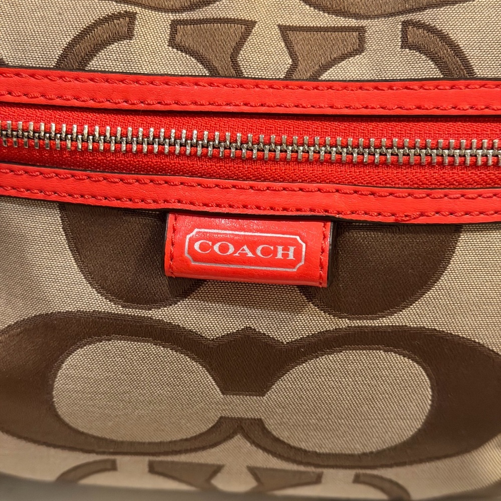 Low start-Coach Daisy Signature Canvas Shoulder Bag - Orange and Brown - Picture 2 of 9
